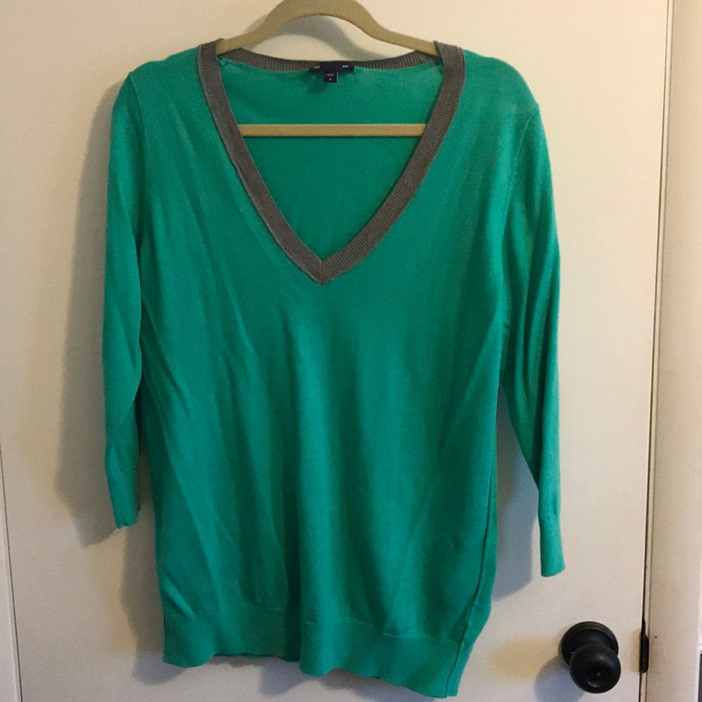 Women’s sweater